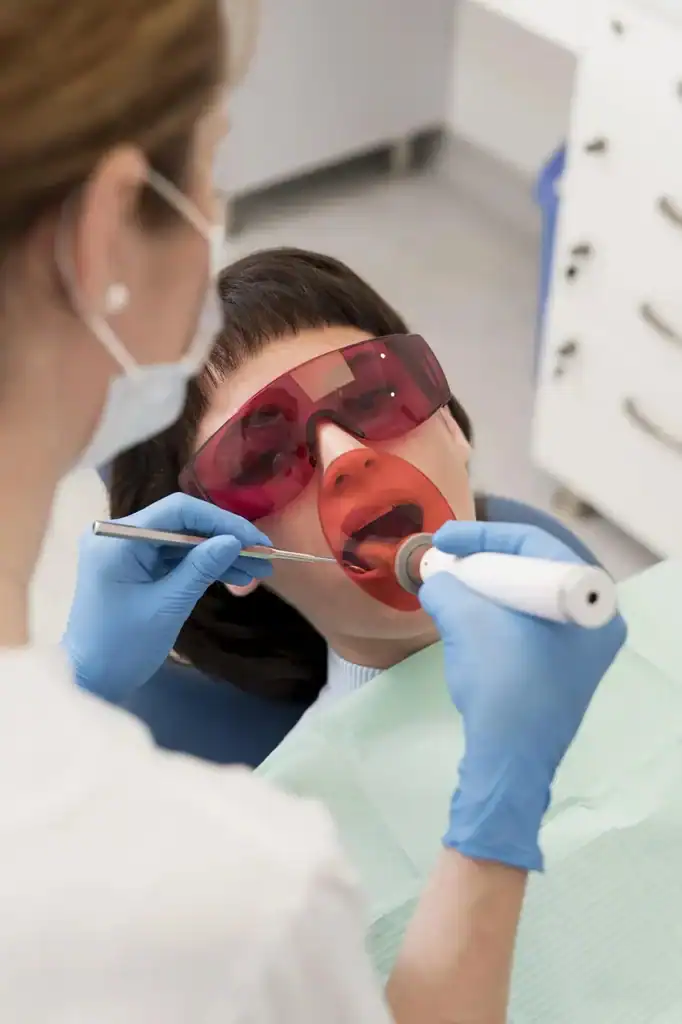 Can You Whiten Your Teeth After Veneers Are Placed Basildon